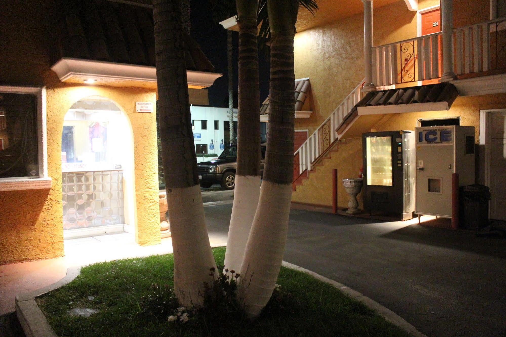 لوس أنجلوس Paradise Inn And Suites المظهر الخارجي الصورة